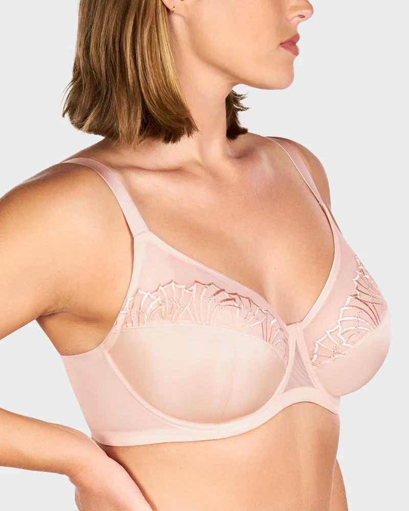 Plus-Size Pearl Shimmer Lace Minimizer Bra - Image 8